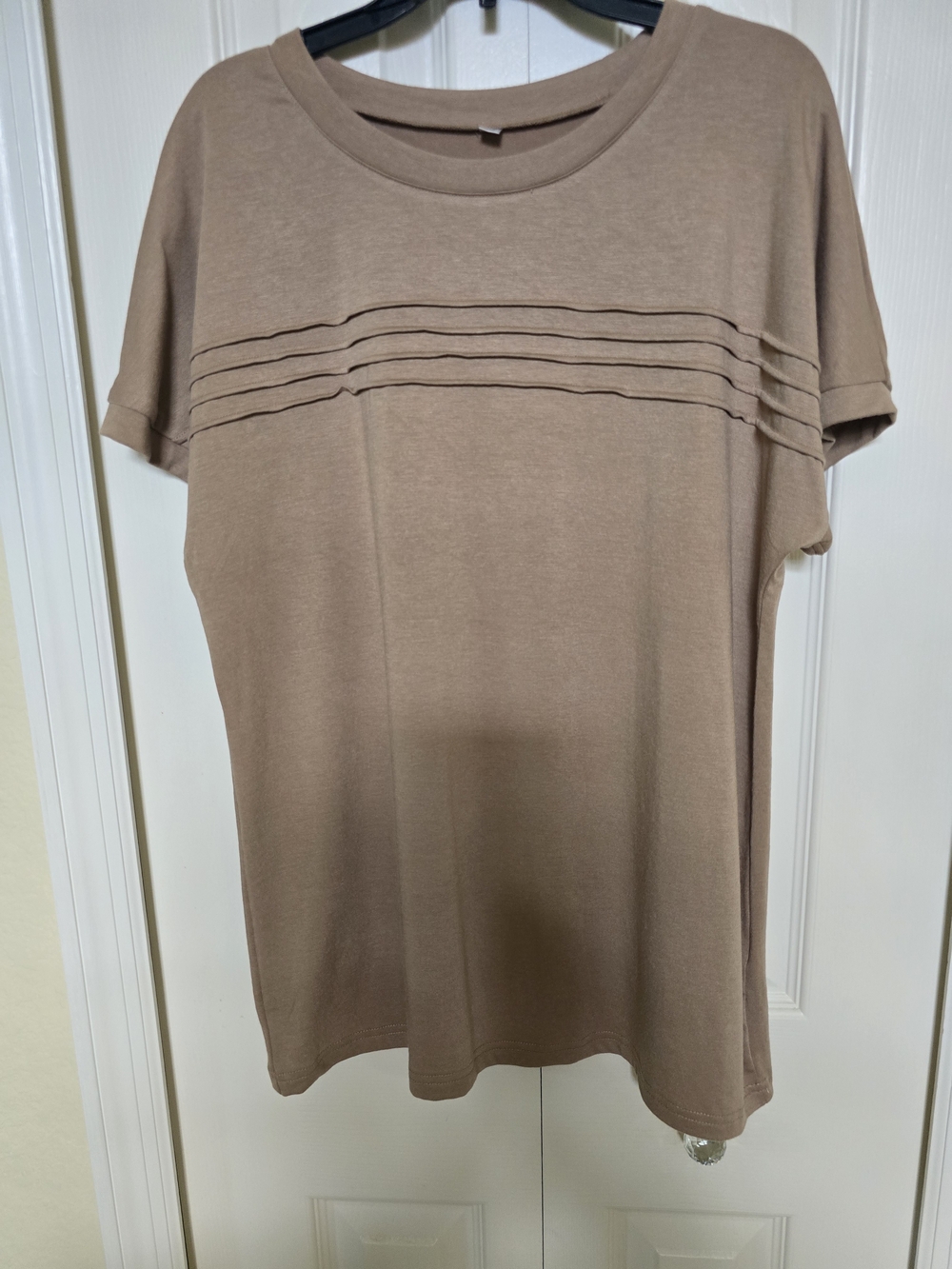 Women’s Short Sleeve Pleated Front Tee - Taupe